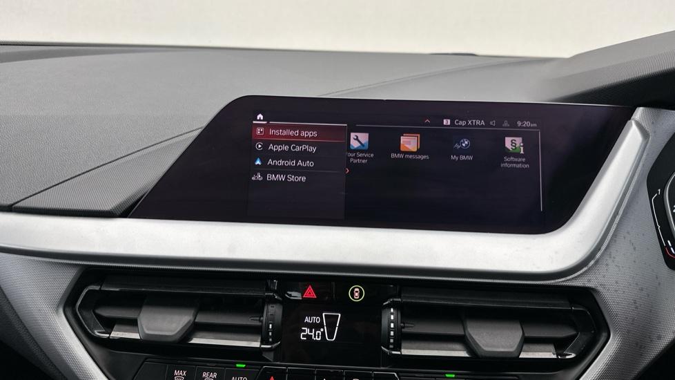 Apple Car Play & Android Auto