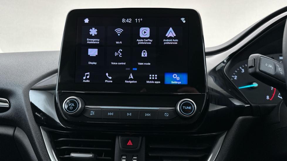 Apple Car Play & Android Auto