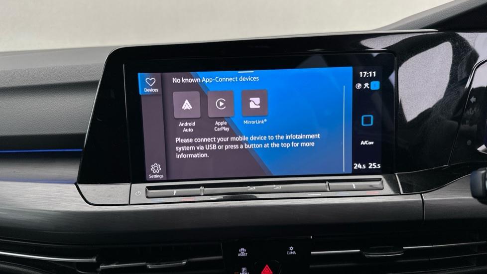 Apple Car Play & Android Auto