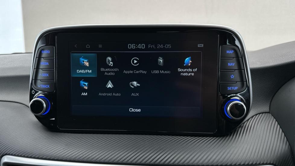 Apple Car Play & Android Auto