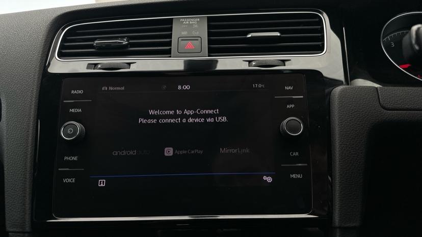 Apple Car Play & Android Auto