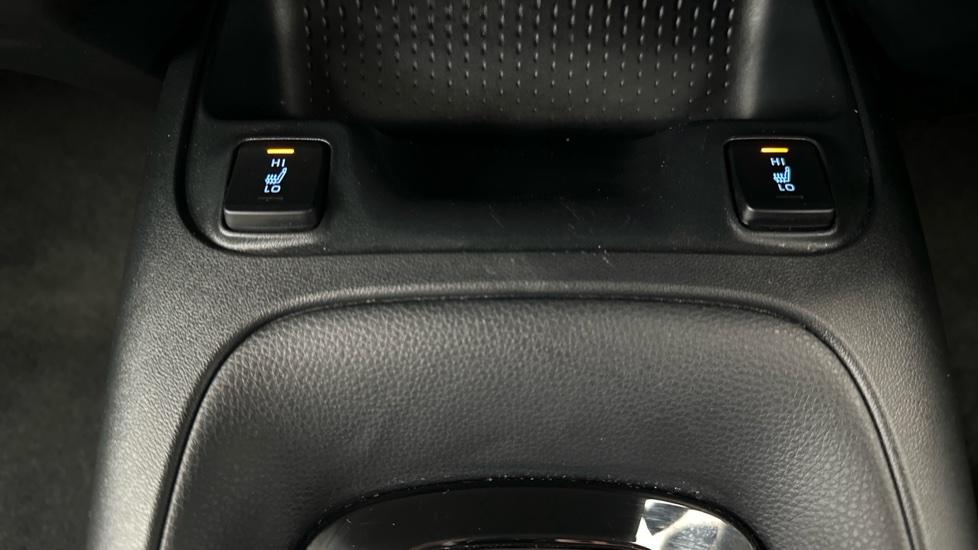 Heated Seats 