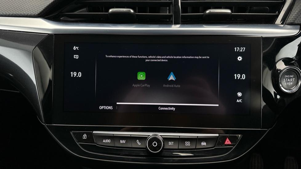 Apple Car Play & Android Auto