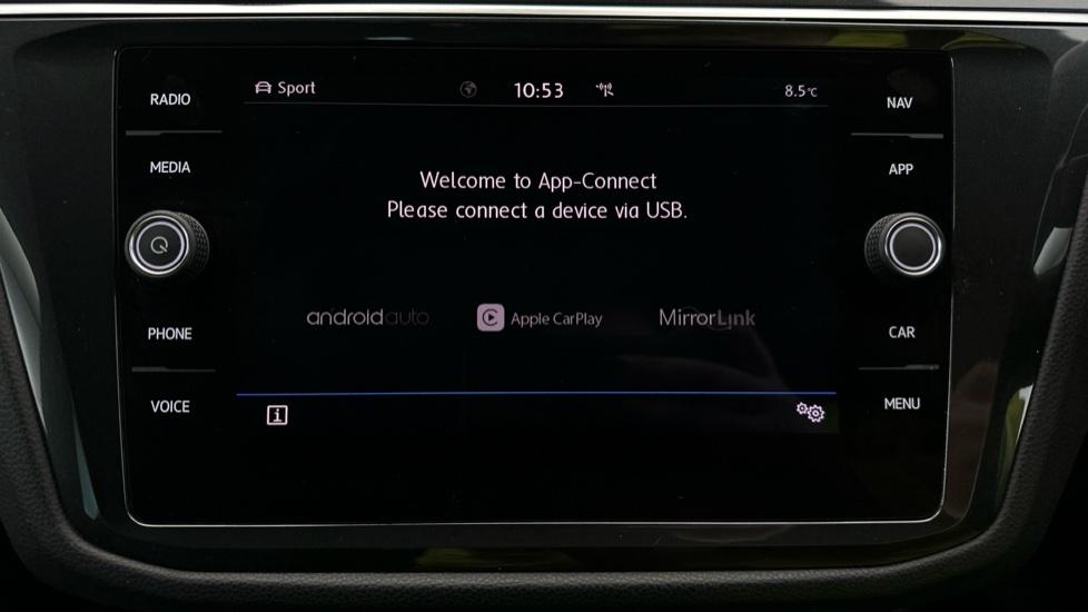 Apple Car Play & Android Auto