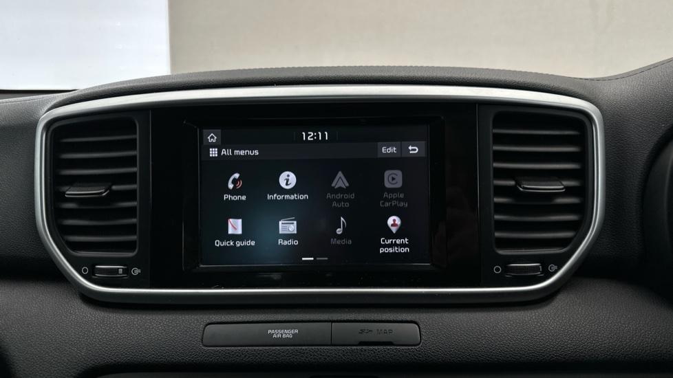 Apple Car Play & Android Auto