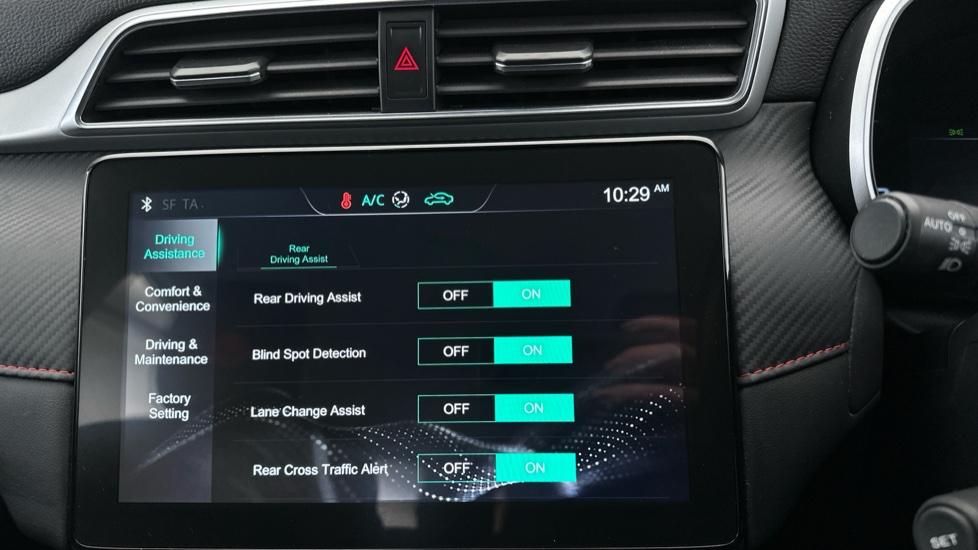 Blind Spot Monitoring System  / Lane Assist 