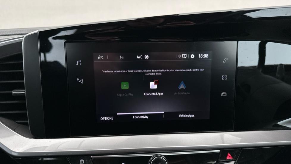 Apple Car Play & Android Auto