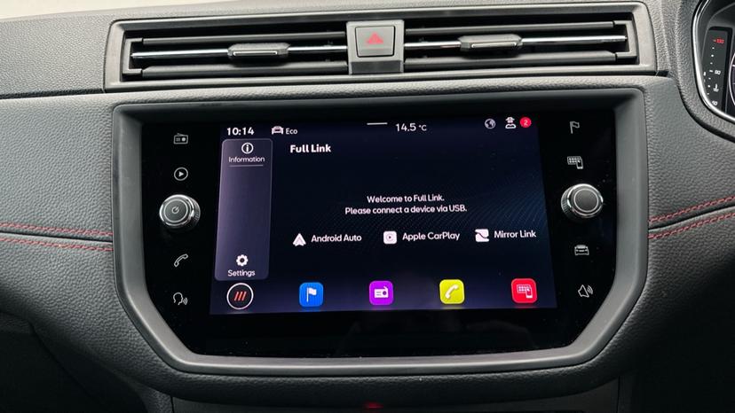 Apple Car Play & Android Auto