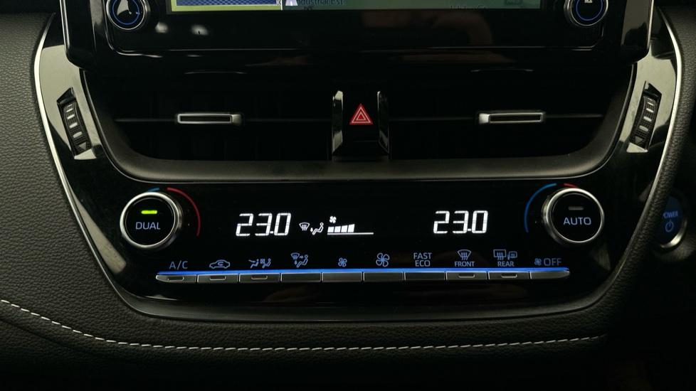 Air Conditioning /Dual Climate Control 