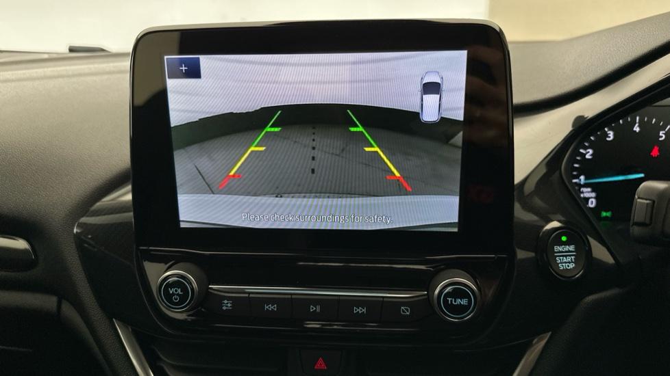 Rear View Camera/Park Pilot 