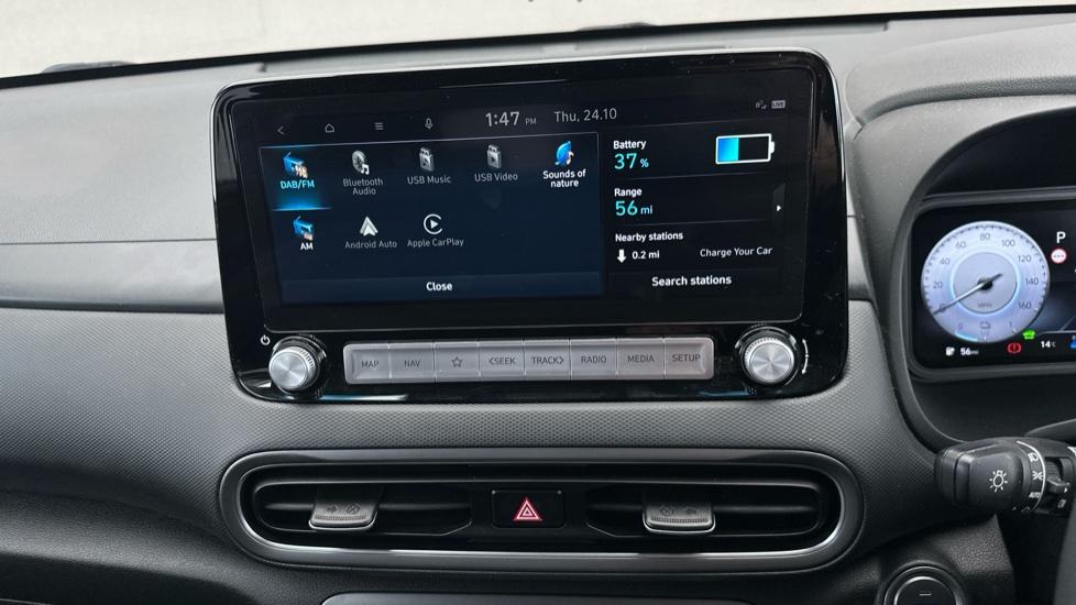 Apple Car Play & Android Auto