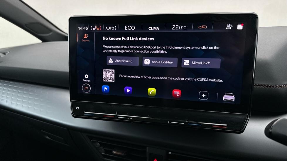 Apple Car Play & Android Auto