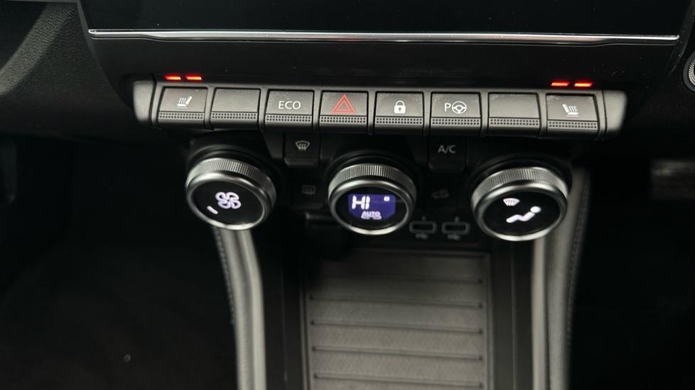 Heated Seats 