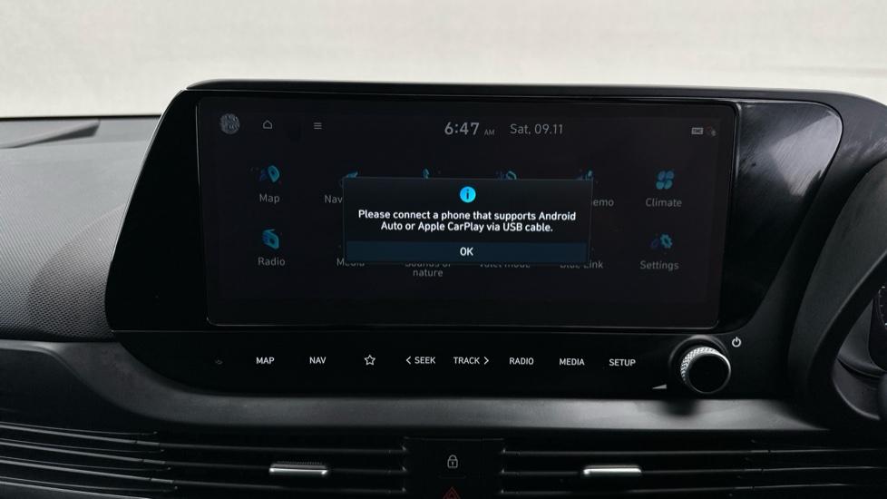 Apple Car Play & Android Auto