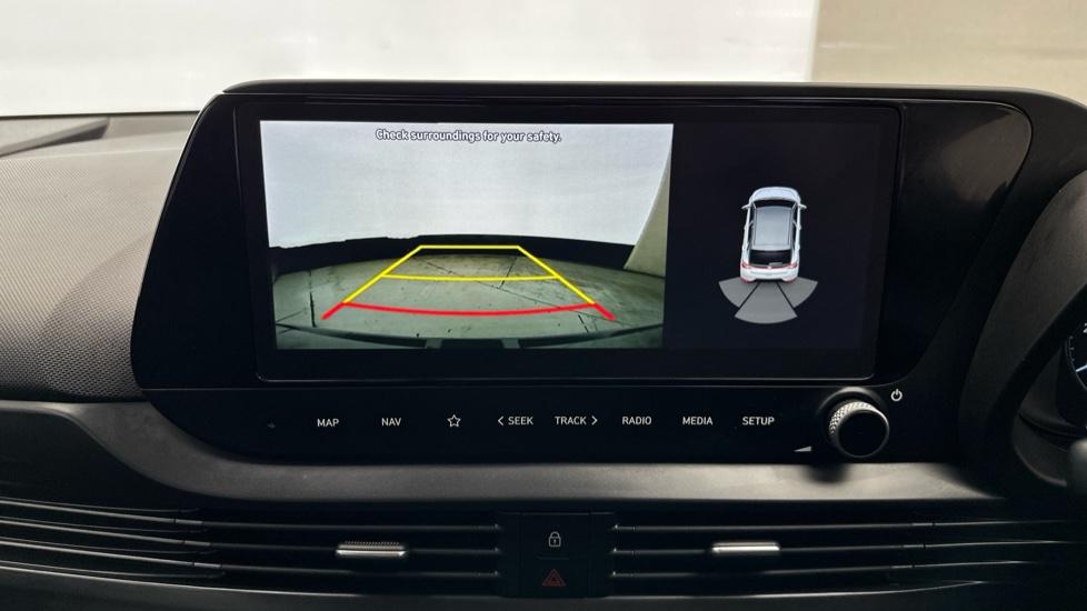 Rear View Camera/Park Pilot 