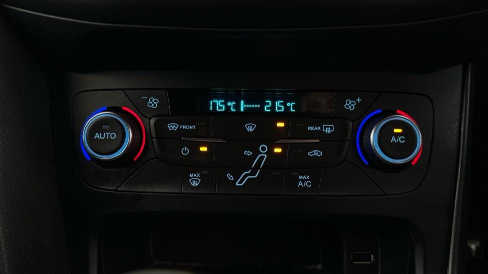 Air Conditioning / Dual Climate Control 