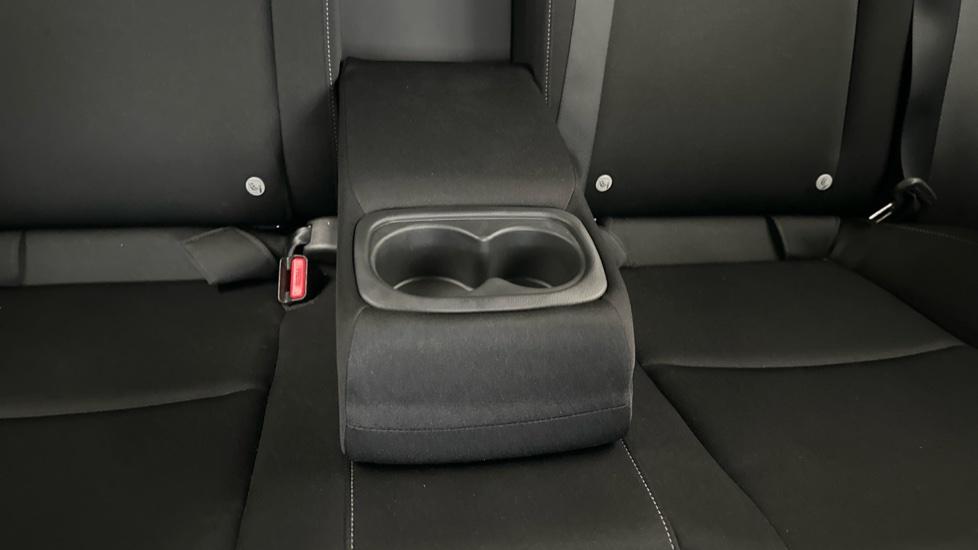 Rear Armrest/ Cup Holder