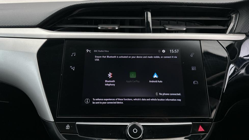 Apple Car Play & Android Auto