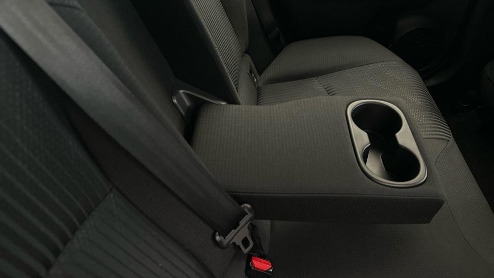 Rear Armrest/ Cup Holder