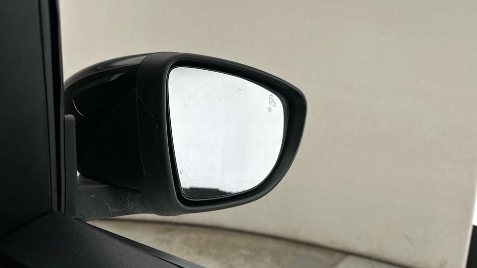 Blind Spot Monitoring System 