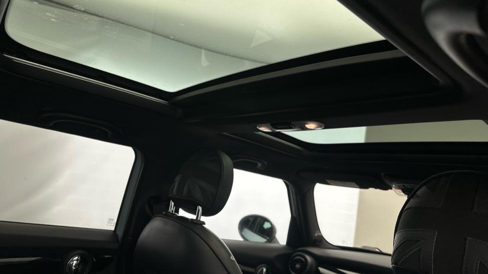 Panoramic Roof