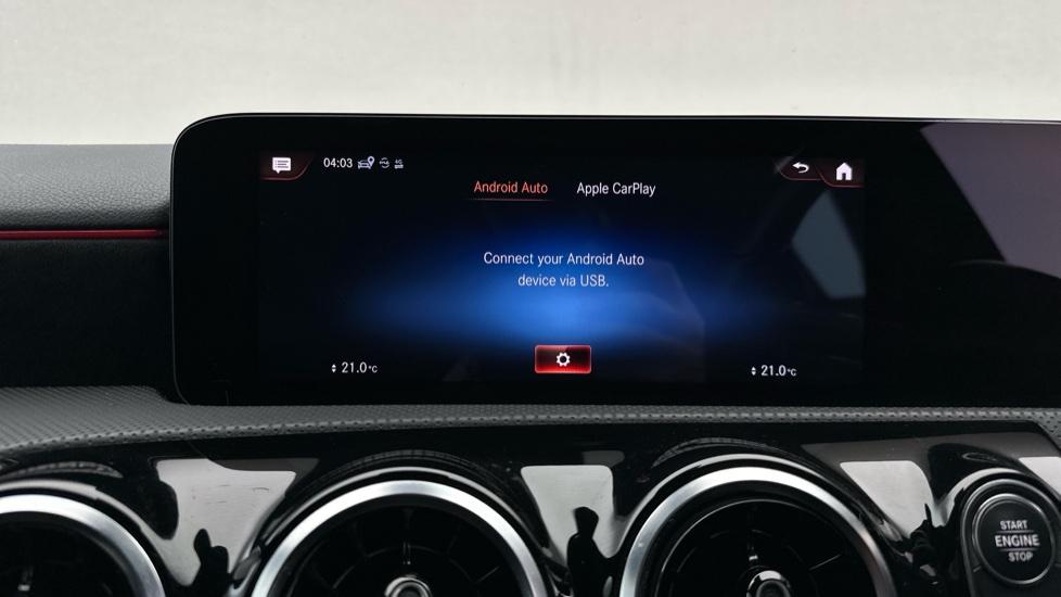 Apple Car Play & Android Auto