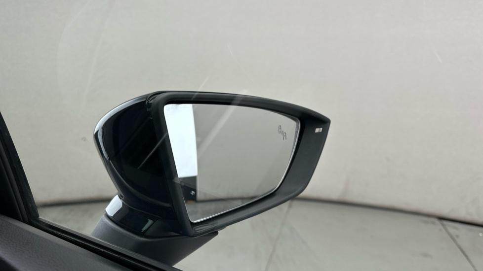 Blind Spot Monitoring System 