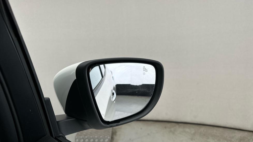 Blind Spot Monitoring System 