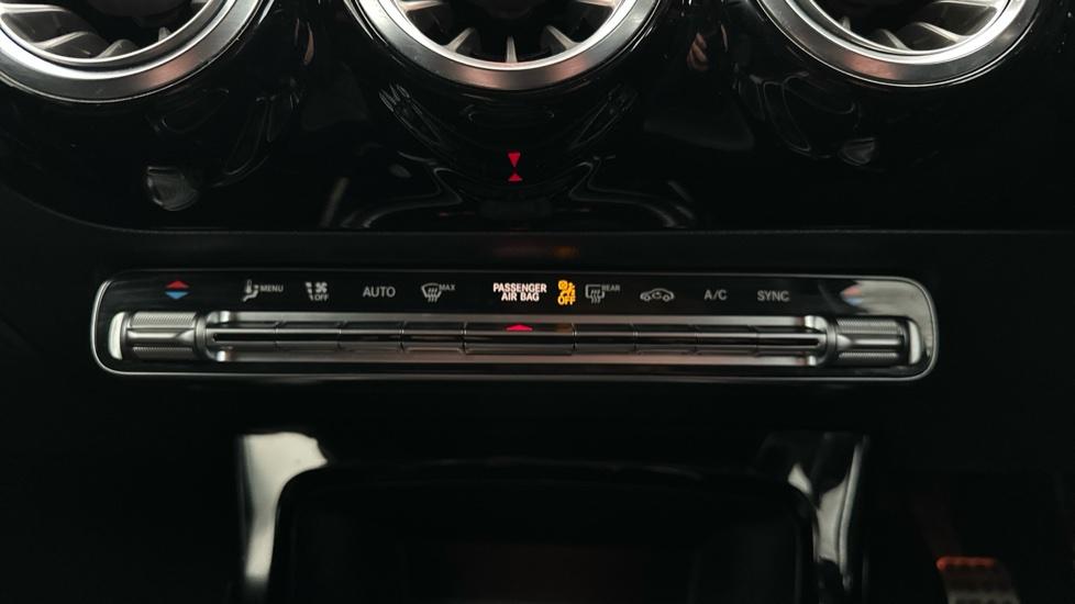 Air Conditioning / Dual Climate Control 