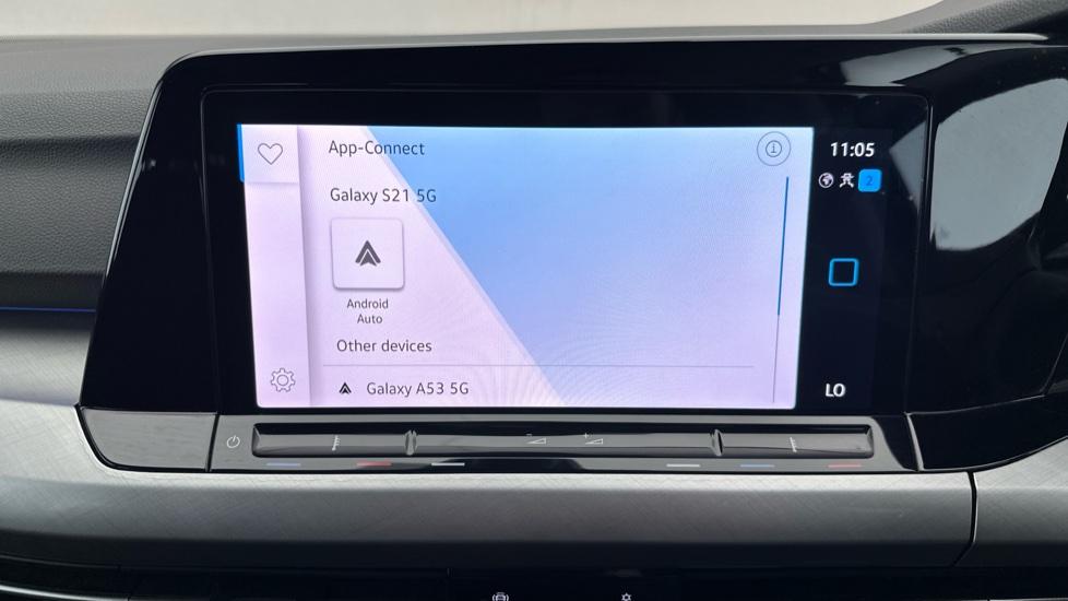 Apple Car Play