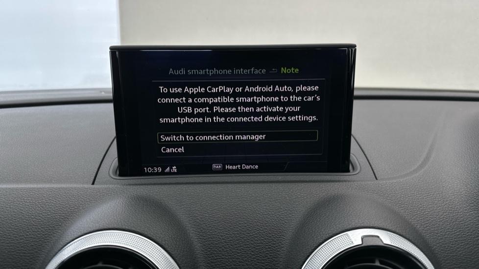 Apple Car Play & Android Auto