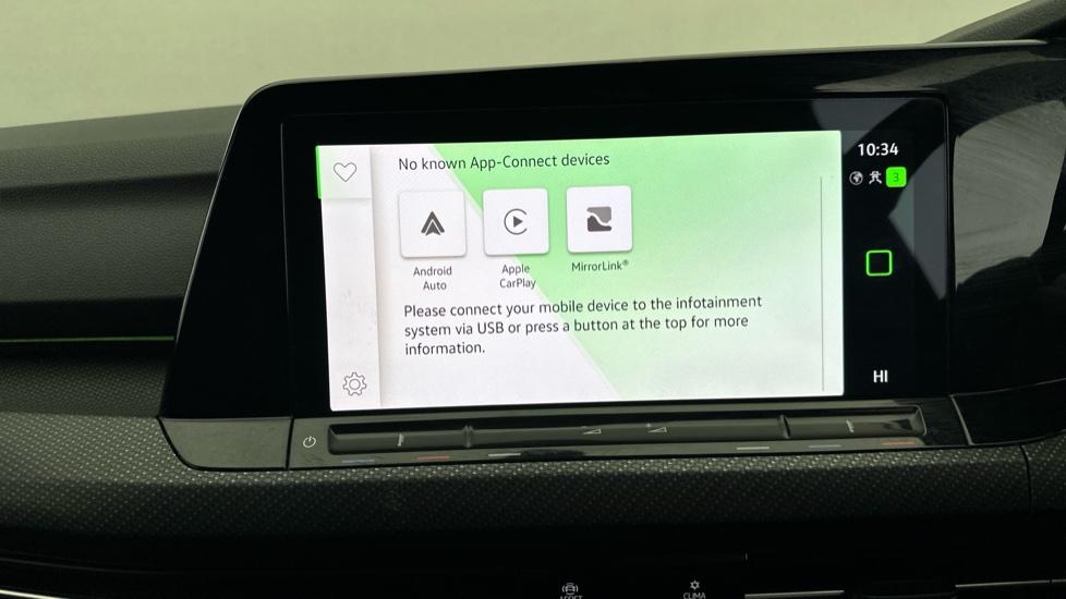 Apple Car Play & Android Auto