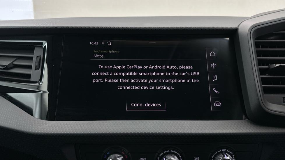 Apple Car Play & Android Auto