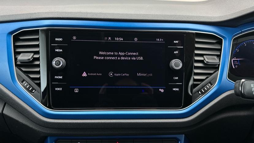 Apple Car Play & Android Auto