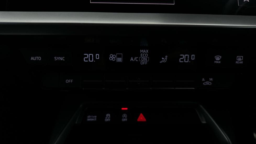 Air Conditioning /Dual Climate Control 