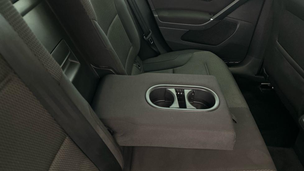 Rear Armrest/ Cup Holder