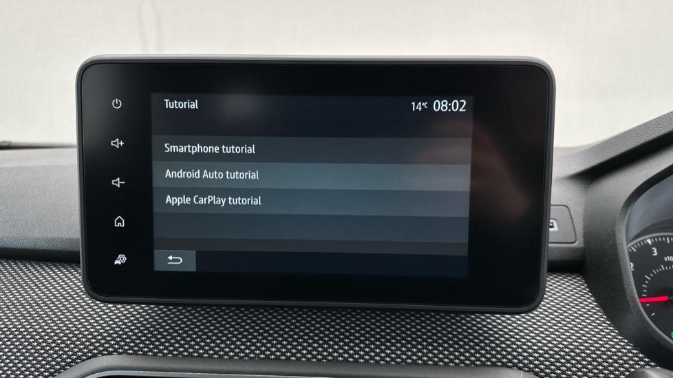 Apple Car Play & Android Auto