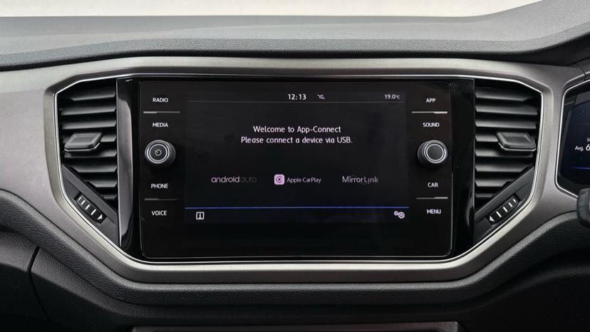 Apple Car Play & Android Auto