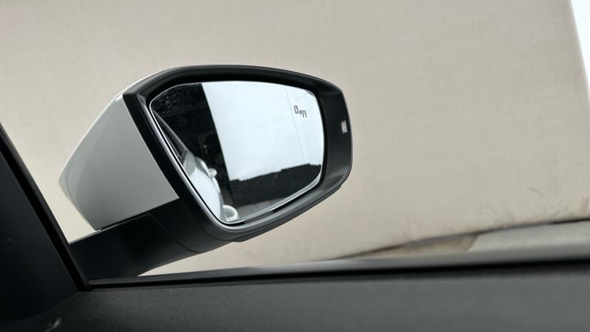  Blind Spot Monitoring System 