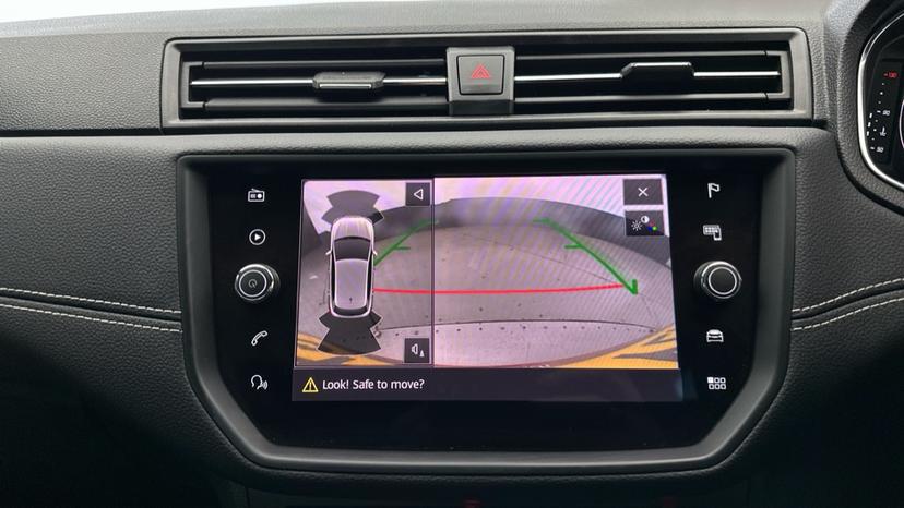 Rear View Camera/Park Pilot 