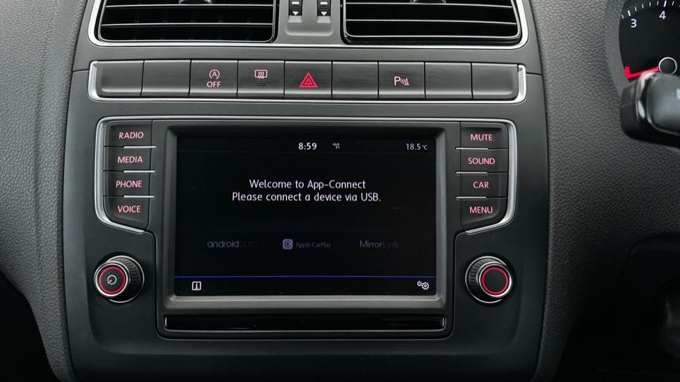 Apple Car Play & Android Auto