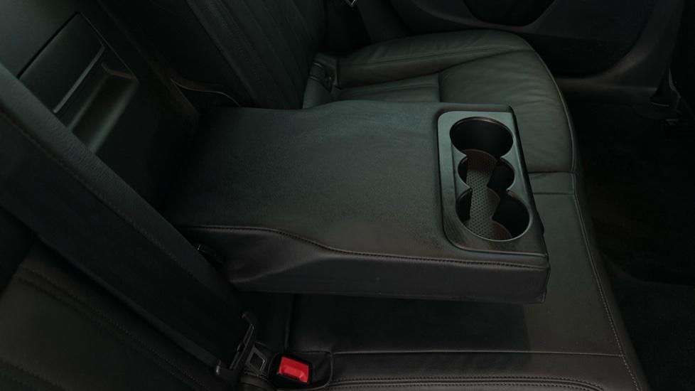 Rear Armrest/ Cup Holder