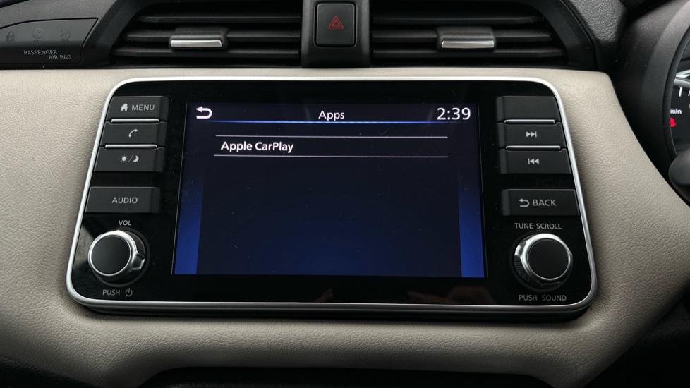 Apple Car Play