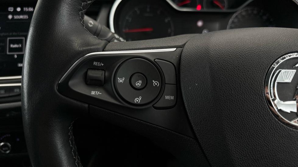 Cruise Control/Speed Limiter /Heated Steering Wheel  