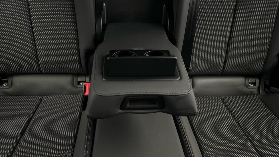 Rear Armrest/ Cup Holder