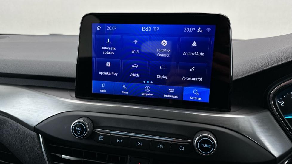 Apple Car Play & Android Auto