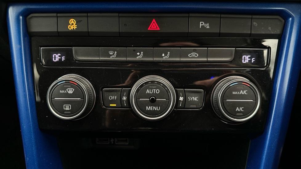 Air Conditioning /Dual Climate Control /Auto Stop/Start 