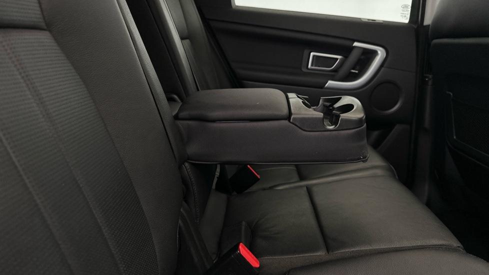 Rear Armrest/ Cup Holder