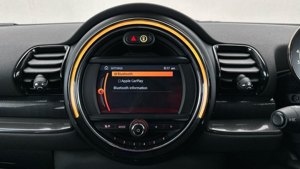 Bluetooth/Apple CarPlay