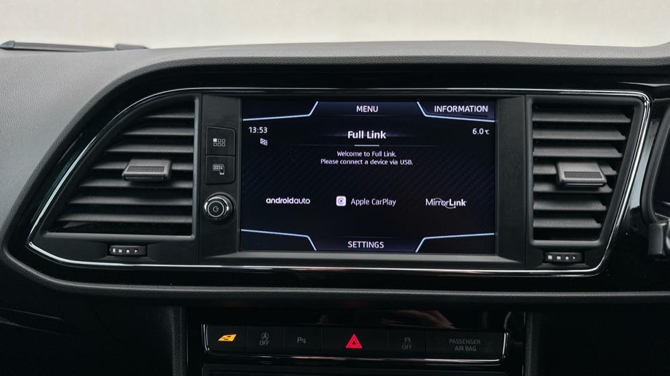 Apple Car Play & Android Auto